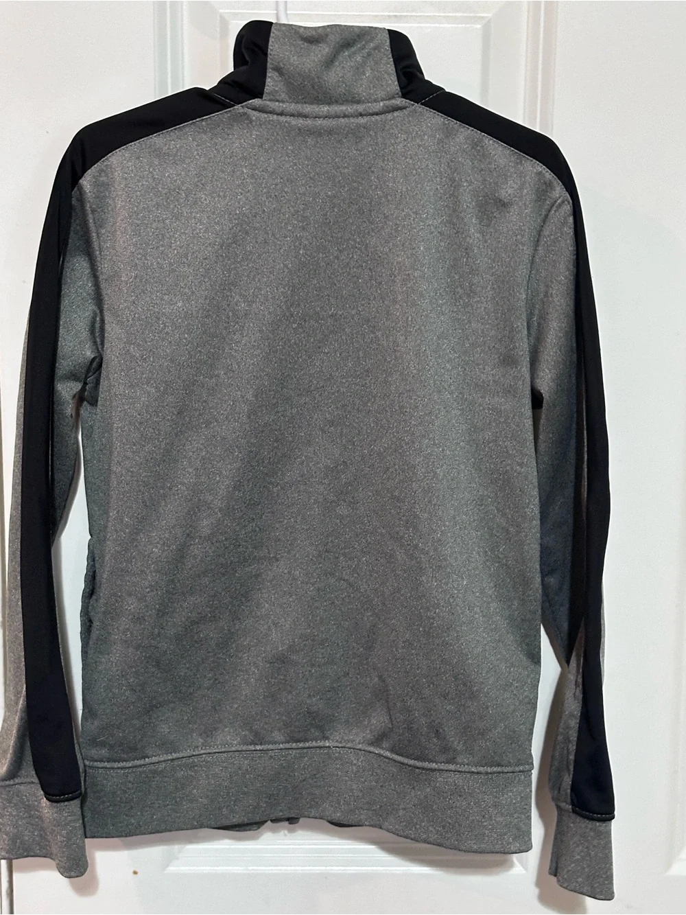 Nike Air Jordan Boys 7 Gray & Black Lightweight Track Jacket